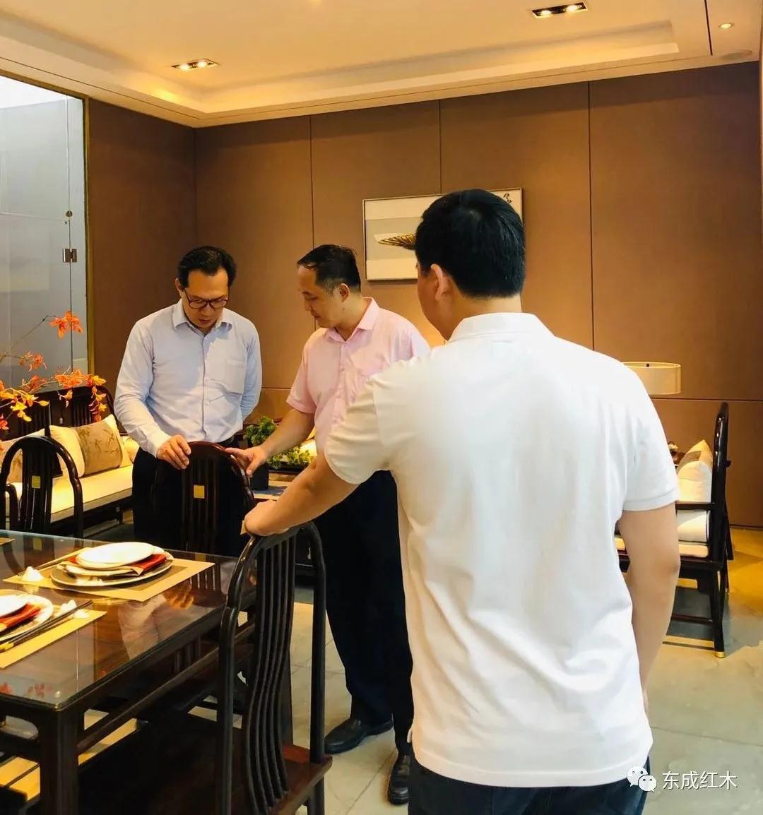 东成红木