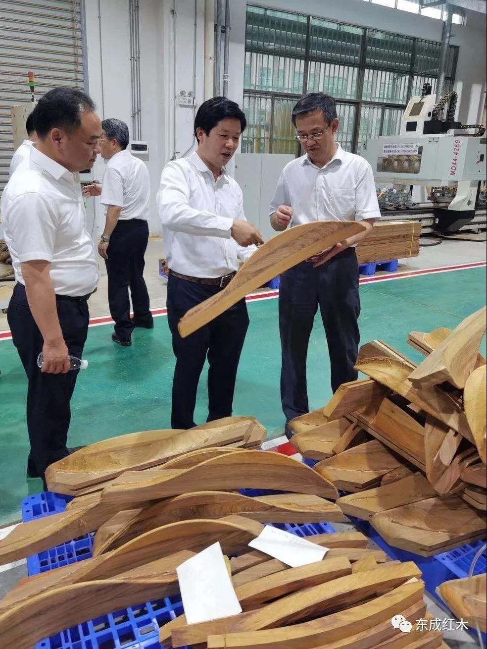 东成红木