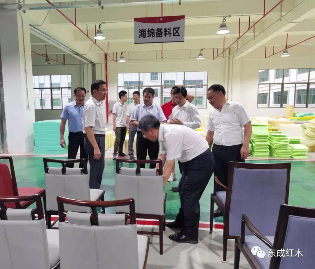 东成红木