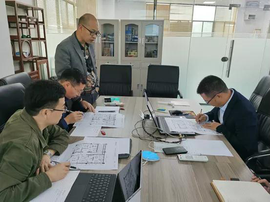 东成红木