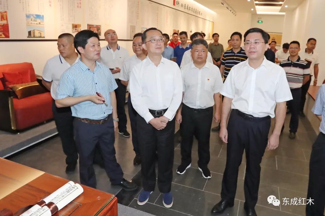 东成红木