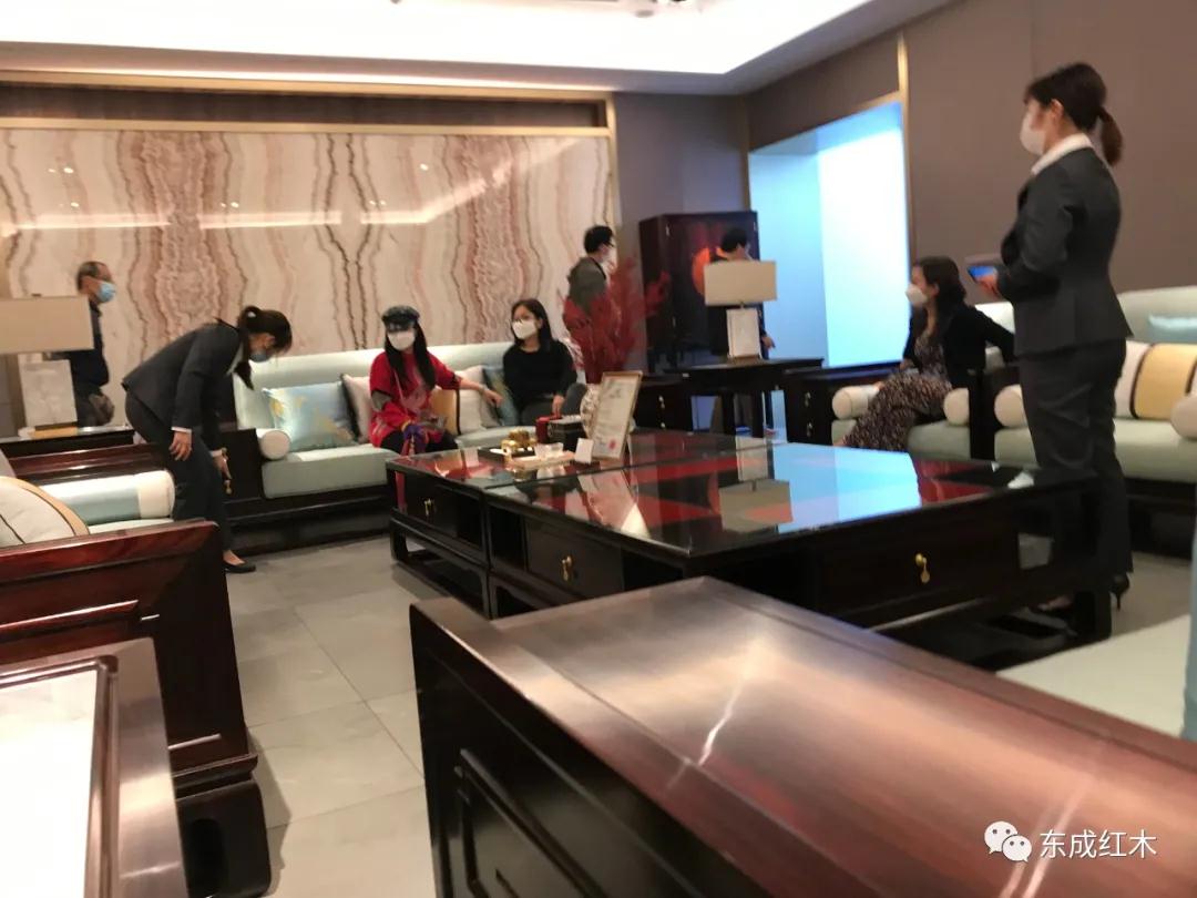 东成红木