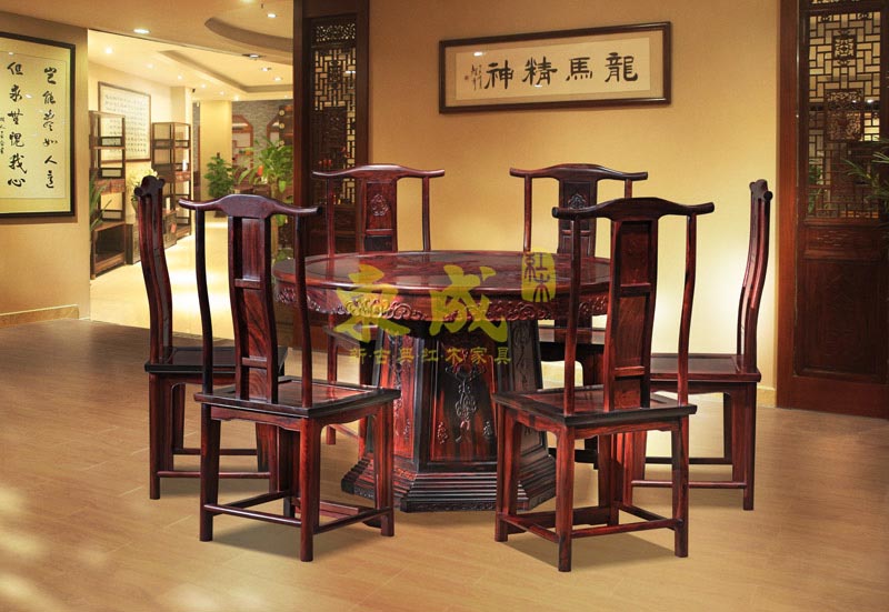 东成红木孔雀圆台